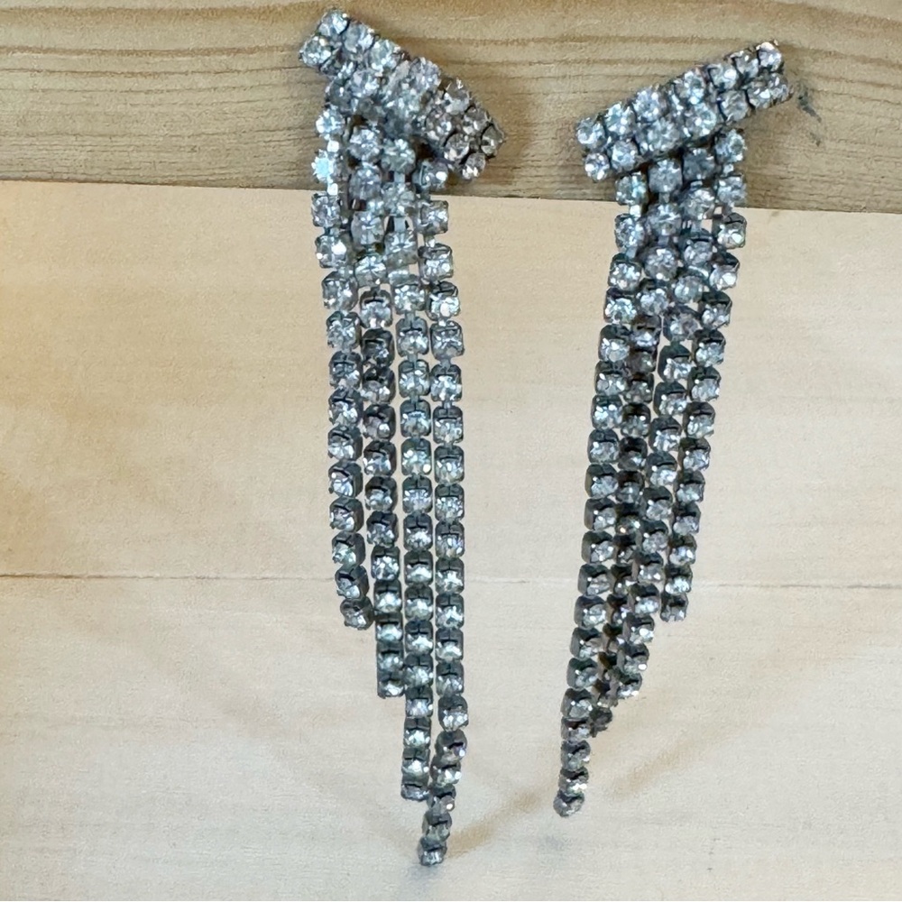 Vintage Rhinestone Dangle Drip Clip-on Earrings